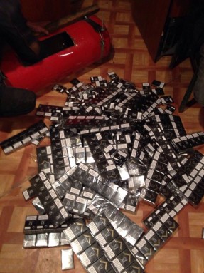 Avtomobildən külli miqdarda siqaret aşkar edilib - FOTO