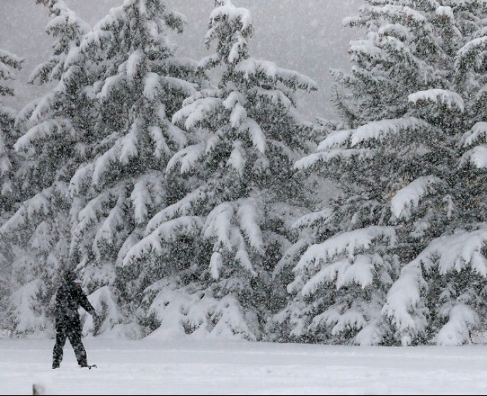 30 sm qar yağdı: 270-ə yaxın qəza - VİDEO