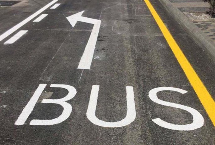 Avtobusların postlarda gözləməsi xüsusi zolaqların yaradılmasını yenidən aktual edir                   - RƏY