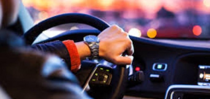 Ailə sürücüsü axtarılır - MAAŞ 700 MANAT