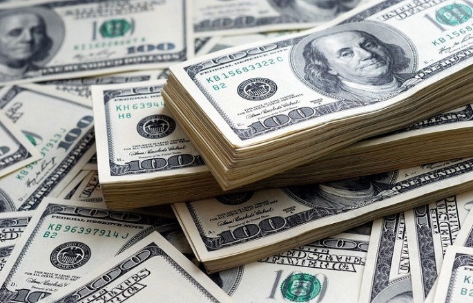 Bakıda qadına qarşı 240 min dollarlıq dələduzluq edilib