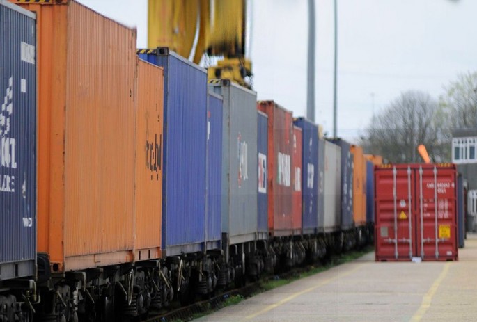 Azərbaycan trans-sərhəd yükdaşımaları sahəsində əməkdaşlığı genişləndirir