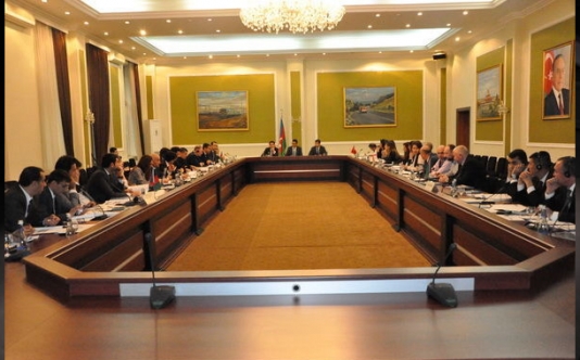 Nəqliyyat üzrə əməkdaşlıq məsələləri müzakirə edilib