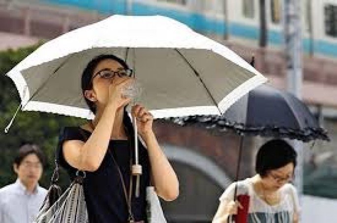 Anomal istilər: 11 ölü, 5 mindən çox insanı gün vurdu