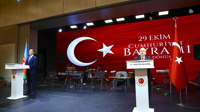 Rəşad Nəbiyev Səfirliyin tədbirində iştirak etdi 