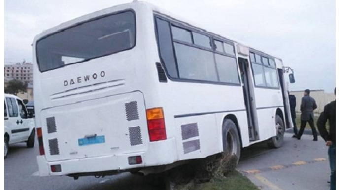 Bakıda 3 avtobus toqquşub, xəsarət alan var   - VİDEO