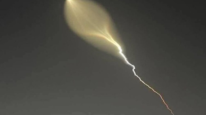 İran yenə “çiçəklər”i işə saldı - FOTOLAR 