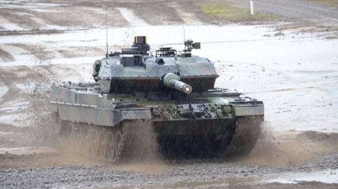 İspaniya “Leopard” tanklarının təmiri üçün 4 milyon avro ayırıb 