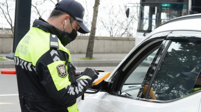 Yol polisi sürücüləri dayandığı yerdə cərimələyə bilər - REYDLƏR BAŞLADI 