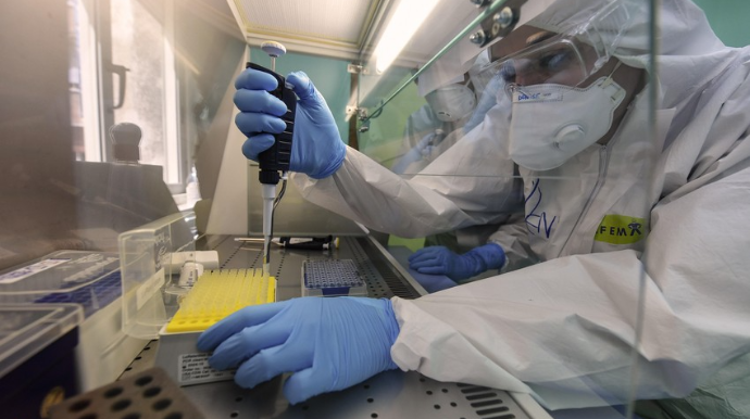 Alimlərdən koronavirusun təhlükəli mutasiyası barədə XƏBƏRDARLIQ 