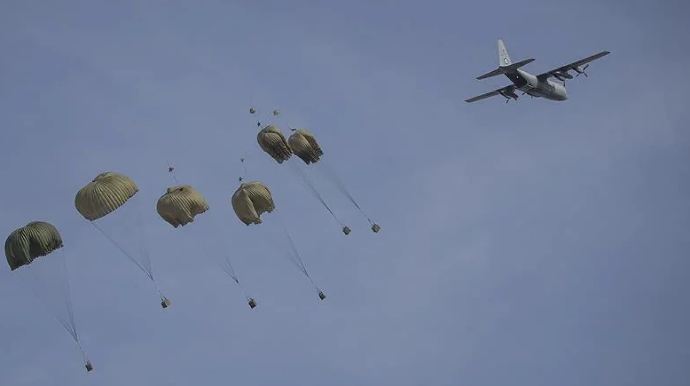 Hərbçilər niyə paraşütlə tullanmayıb? - AÇIQLAMA 