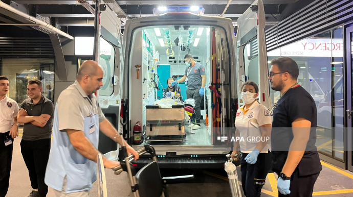 Surət Hüseynov İstanbulda özəl xəstəxanaya köçürüldü  - FOTO