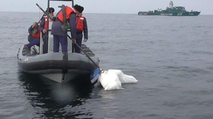 DSX Xəzərin Azərbaycan sektorunda 12 kiloqram narkotik aşkarlayıb - FOTO 