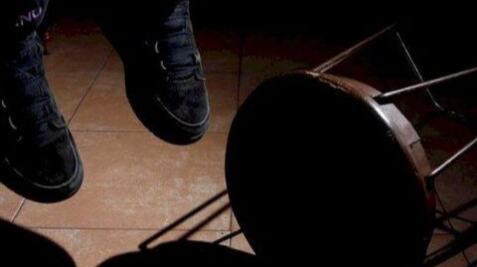 Azərbaycanda 83 yaşlı kişi özünü asıb 