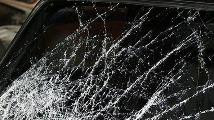 В Баку автомобиль сбил двух женщин