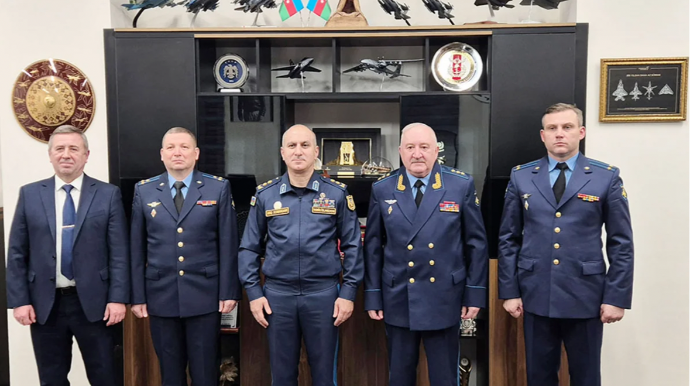 Rusiyalı general Bakıya GƏLDİ: Kimlərlə görüşdü? - FOTO