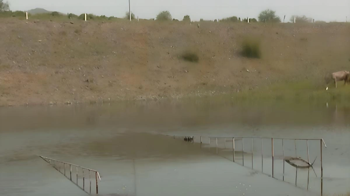 Tarixi körpü təhlükə ilə üzləşdi - VİDEO