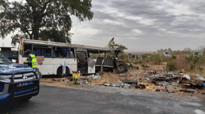 Avtobus qəzası:  20 nəfər öldü, 68 yaralı var