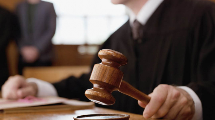 Şirkət direktoru 110 min manatlıq dələduzluq edib