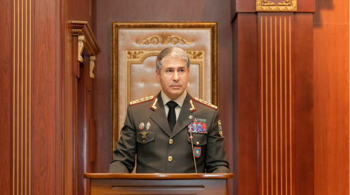 Vilayət Eyvazov polislərdən vətəndaşlarla nəzakətli davranmağı tələb etdi - FOTO