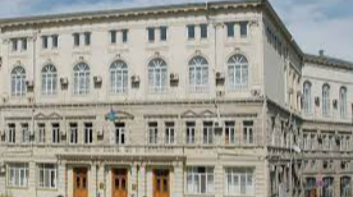 Konstitusiya Məhkəməsinin hakimlərinə aid yaş senzi ləğv olundu