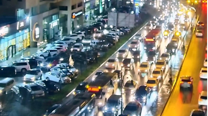 Paytaxtın 20 küçəsində tıxac var - SİYAHI