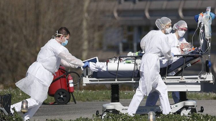 Britaniyada koronavirusdan sutkalıq ölüm sayı yenidən artıb