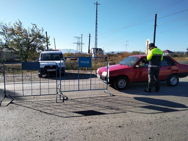 Postu icazəsiz keçmək istəyən 203 avtomobilin qarşısı alındı 