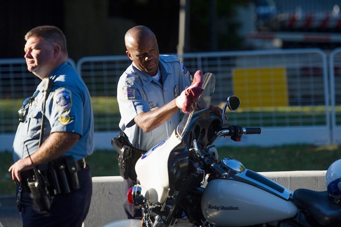 Atışma nəticəsində 5 polis yaralanıb