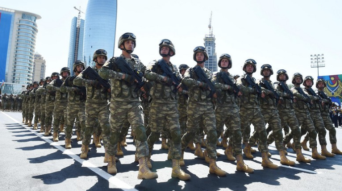 "Azərbaycan Ordusu irəliləyir" 