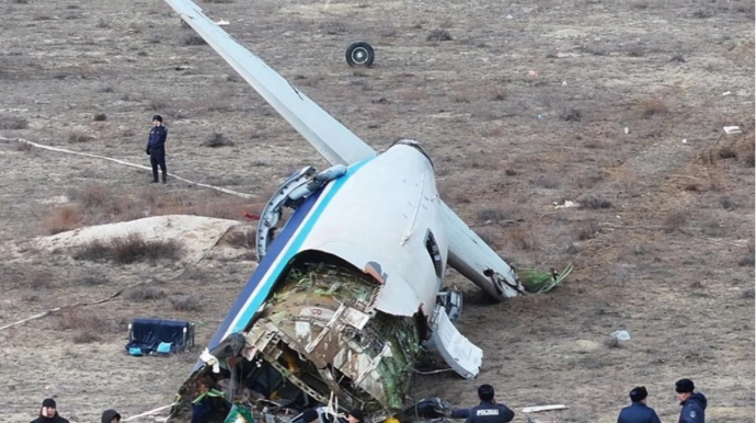 AZAL təyyarəsinin qəzaya uğraması ilə bağlı istintaq davam edir