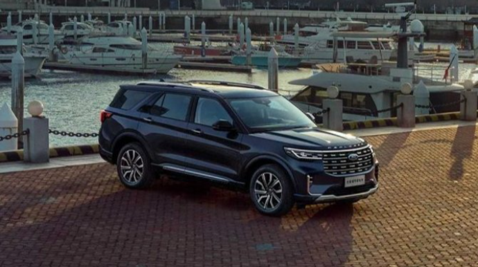 Китайская версия кроссовера Ford Explorer  прошла рестайлинг  - ФОТО