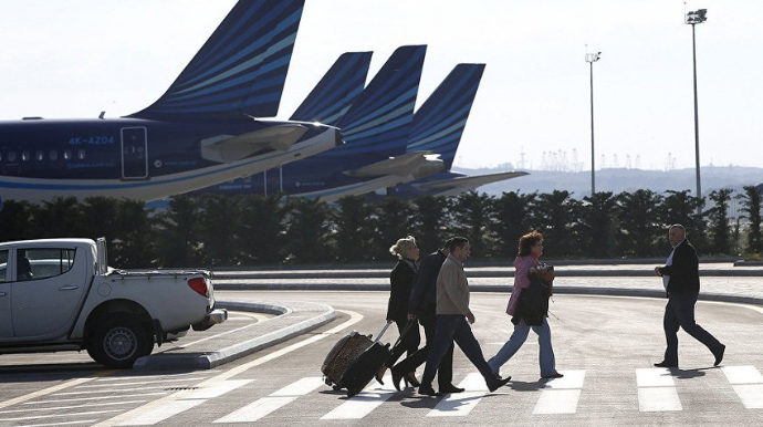 Bakı-Moskva təyyarəsi texniki səbəblərdən  hava limanına qayıdıb 