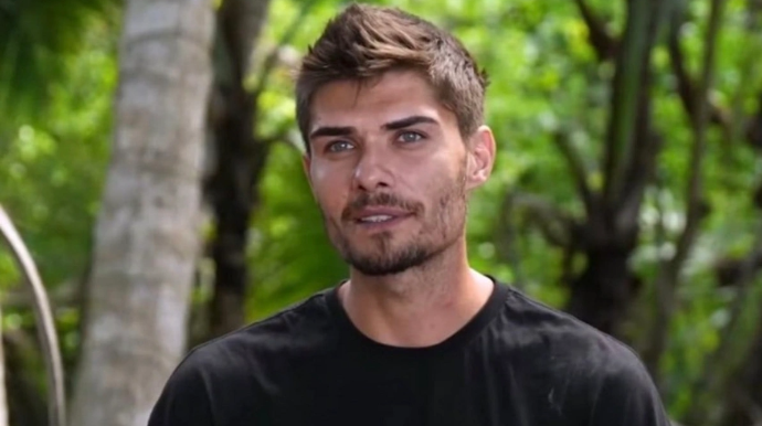 Barış Murat Yağcı hava limanında saxlanıldı 