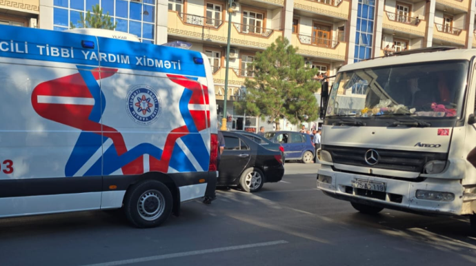 Naxçıvanda yük avtomobili iki piyadanı vurub - FOTO 