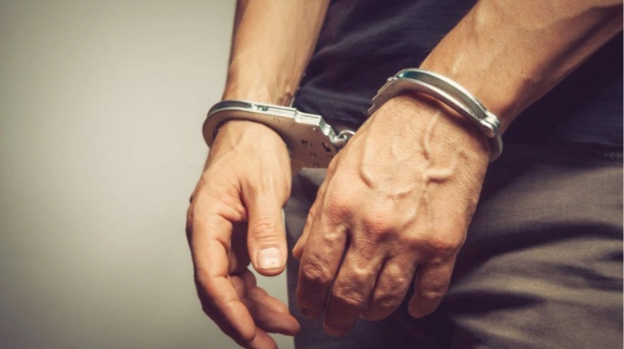 Bakıda vəkilin evindən oğurluq etməkdə  şübhəli bilinən şəxs saxlanılıb 