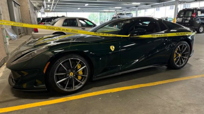 Oğurlanmış avtomobilini satın aldı - Qəribə OLAY 