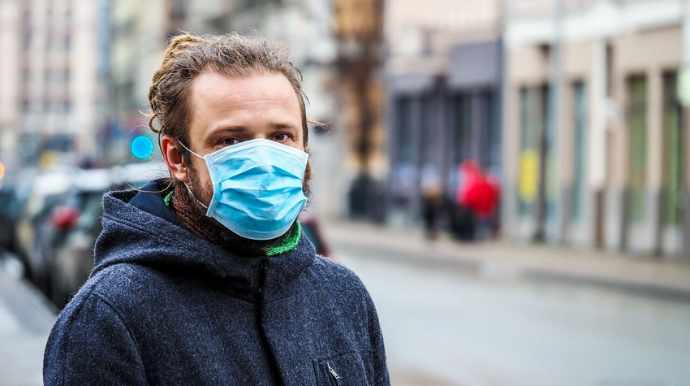 Gürcüstan açıq havada maska rejiminə qayıtdı