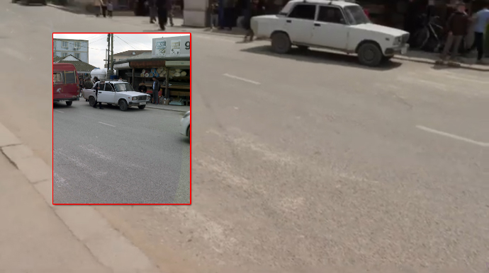 Məktəbin qarşısında piyada zolağı silinib, təhlükəli vəziyyət yaranıb - VİDEO 