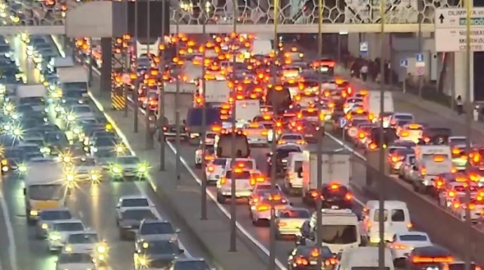 Paytaxtda sıxlıq olan küçələrin SİYAHISI  