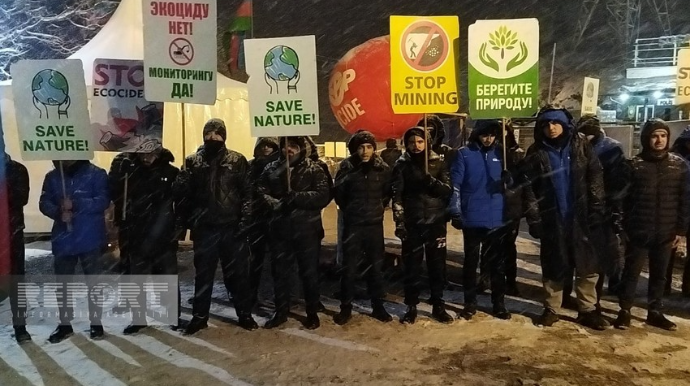   Qar yağmağına baxmayaraq, Xankəndi-Laçın yolunda aksiya 29 gündür davam edir  