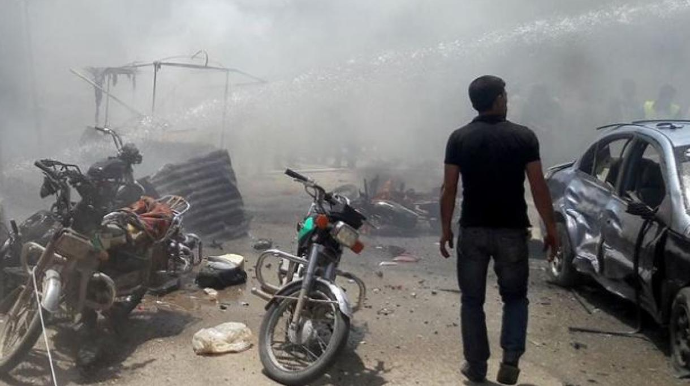 Avtomobil və motosikletlərlə kəndə hücum edib 69 nəfəri qətlə yetirdilər 