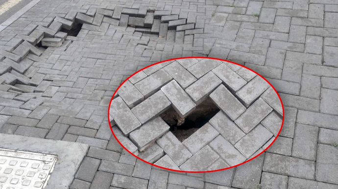 Mərkəzi Parkda piyadalar üçün təhlükəli vəziyyət - FOTOLAR