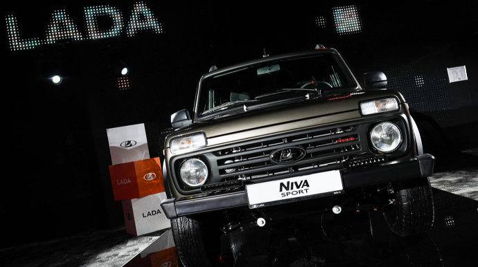 “Toyota”nı “qabaqlayan” rus istehsalçı “BMW-dən üstün avtomobil” hazırlayır