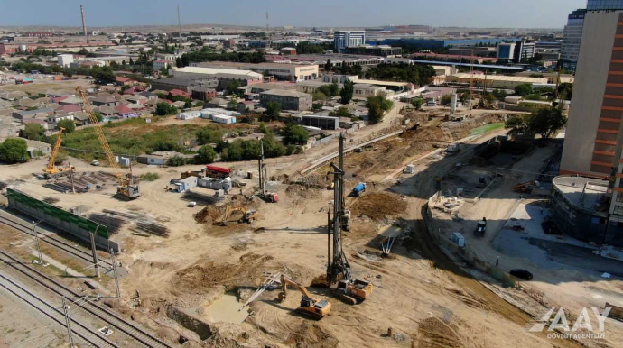 Bakıda yeni yolun tikintisi davam edir – FOTO