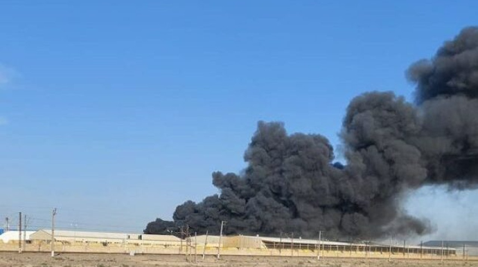 Abşeronda boya zavodunda başlayan yanğın məhdudlaşdırıldı - VİDEO - YENİLƏNİB