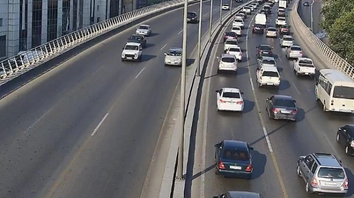 Bakıda bu yollarda sıxlıq var - SİYAHI 