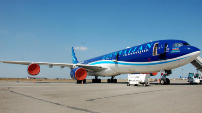 AZAL-ın təyyarəsində problem: Sərnişinlər təşviş yaşadı 