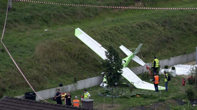 İsveçrədə təyyarə və planer qəzaya uğrayıb