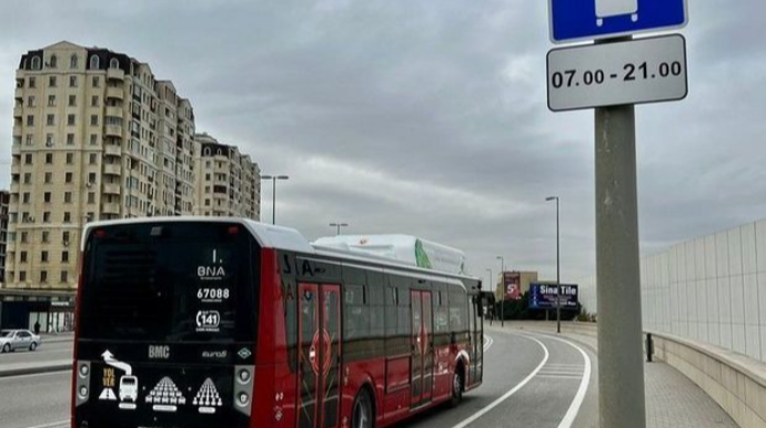 Yaşı 65-dən yuxarı olan avtobus sürücüləri varmı? - RƏSMİ AÇIQLAMA